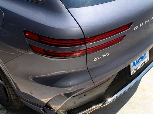 New 2026 Genesis GV70 3.5T Sport Prestige AWD/4WD image 7