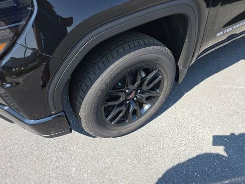 New 2025 GMC Sierra 1500 Pro w/ Graphite Edition image 9