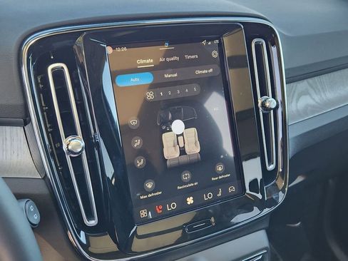 New 2026 Volvo XC40 B5 Plus w/ Protection Package Premier image 13