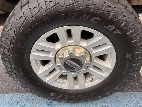 Used 2019 Ford F350 XLT w/ Camper Package AWD/4WD image 23