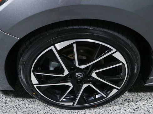 Used 2024 Nissan Sentra SR FWD image 11