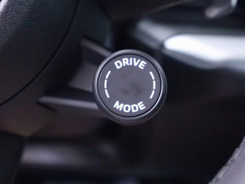 New 2024 Porsche Cayenne image 37