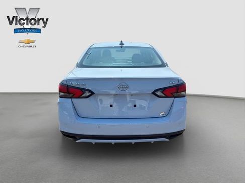 Used 2024 Nissan Versa SV FWD image 6