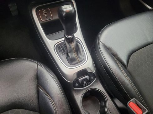 Used 2018 Jeep Compass Latitude w/ Popular Equipment Group image 26