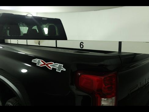 Used 2023 Chevrolet Silverado 2500 Custom w/ Custom Convenience Package AWD/4WD image 10