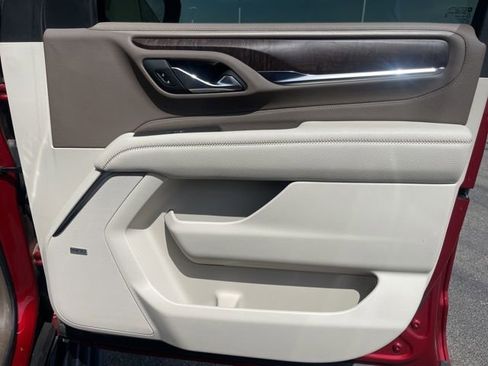 Used 2021 GMC Yukon Denali image 13