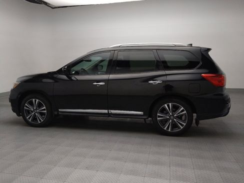 Used 2020 Nissan Pathfinder Platinum image 3