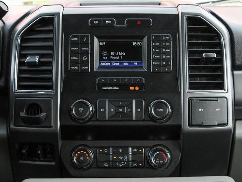 Used 2019 Ford F550 4x4 Crew Cab Super Duty image 29