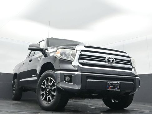 Used 2017 Toyota Tundra SR5 image 26