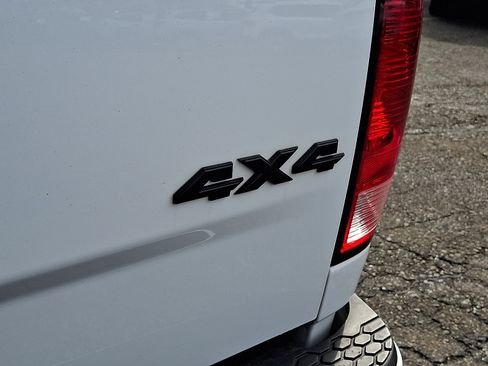 Used 2019 RAM 1500 Express w/ Express Value Package image 31