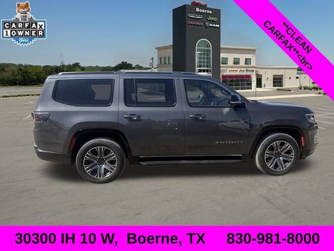 Used 2023 Jeep Wagoneer 4WD w/ Premium Group I image 2