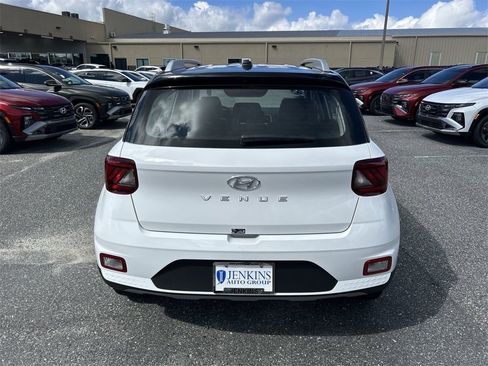 New 2026 Hyundai Venue SEL image 12