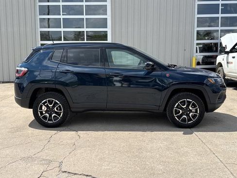New 2026 Jeep Compass Trailhawk AWD/4WD image 2