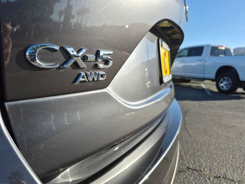 Used 2023 MAZDA CX-5 AWD 2.5 S w/ Premium Plus Pkg image 10
