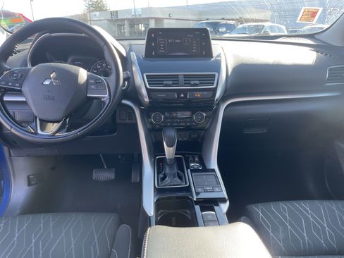 Used 2019 Mitsubishi Eclipse Cross SE image 14