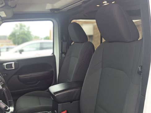 Used 2020 Jeep Wrangler Unlimited Sport S AWD/4WD image 30