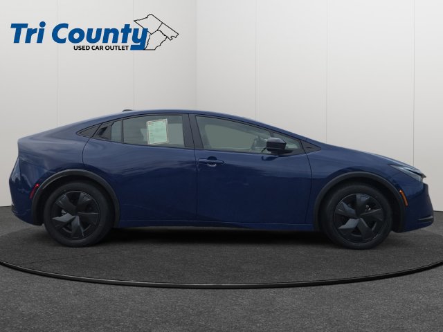 Certified 2026 Toyota Prius LE FWD image 9