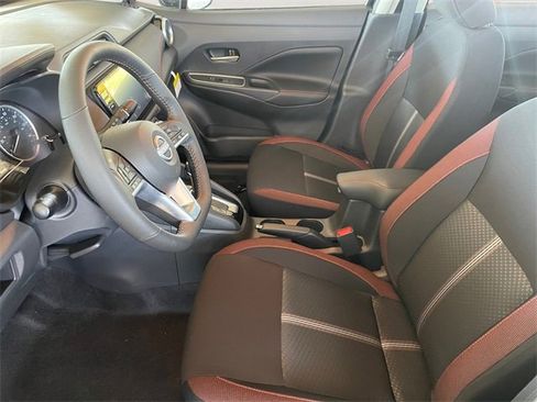 New 2025 Nissan Versa SR w/ Trunk Package image 9