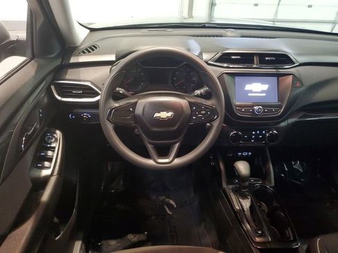 Used 2021 Chevrolet TrailBlazer LS image 15