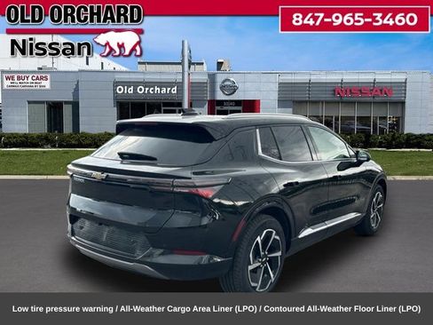 Used 2024 Chevrolet Equinox EV LT FWD image 6