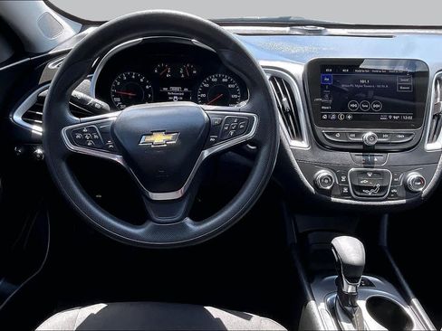 Used 2024 Chevrolet Malibu LS FWD image 6