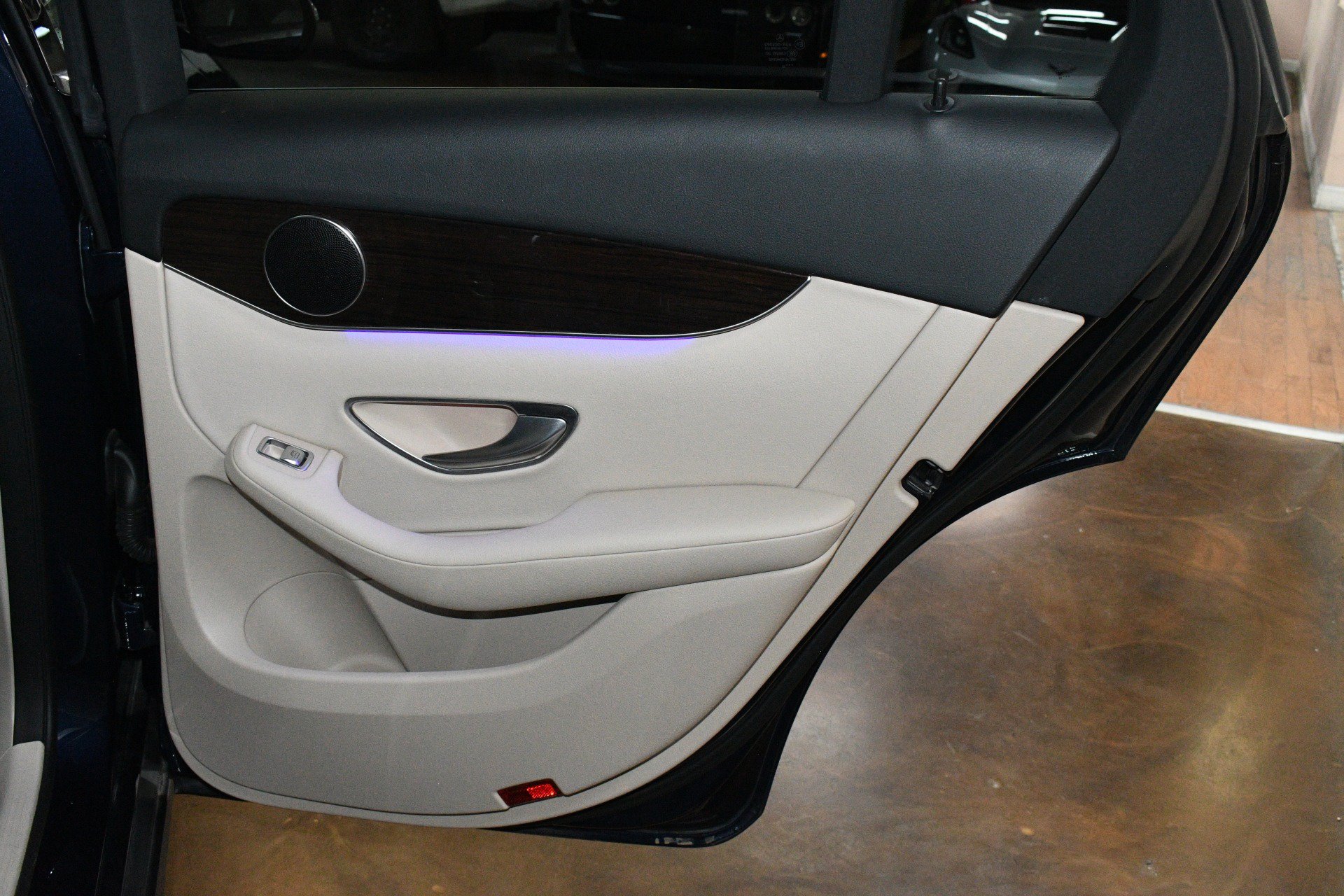 Used 2022 Mercedes-Benz GLC 300 image 46