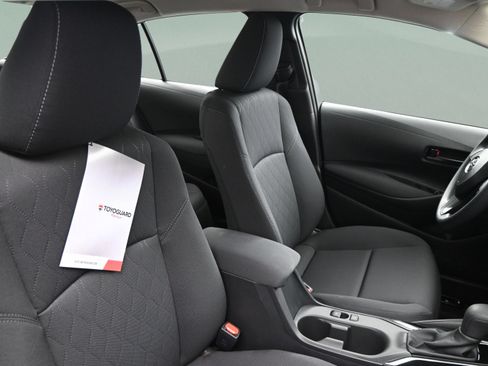 Certified 2026 Toyota Corolla LE FWD image 31