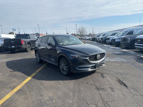 Used 2019 MAZDA CX-5 Signature image 3