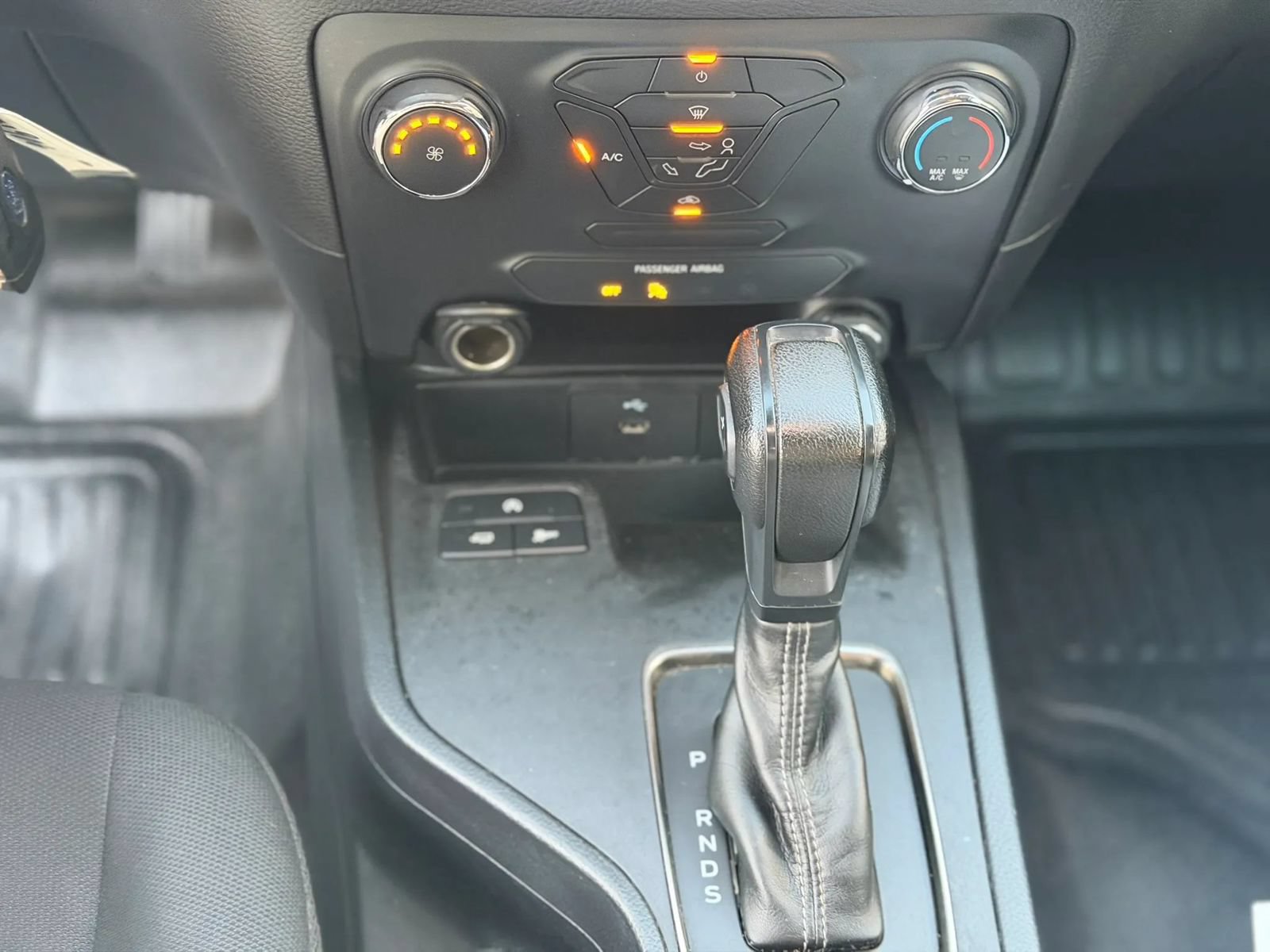 Used 2019 Ford Ranger XL w/ Equipment Group 101A Mid RWD image 24