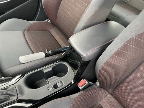 Used 2023 Toyota Corolla SE image 21
