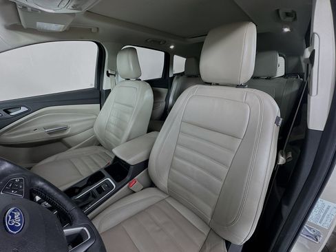 Used 2018 Ford Escape Titanium image 21