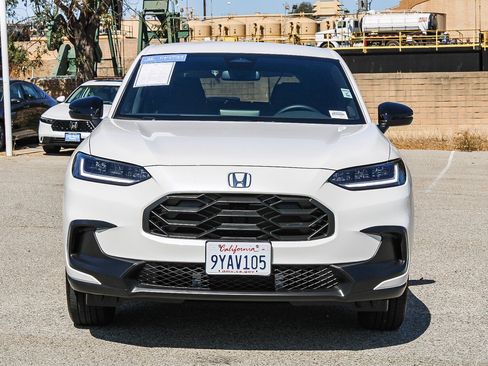 Certified 2026 Honda HR-V Sport image 2