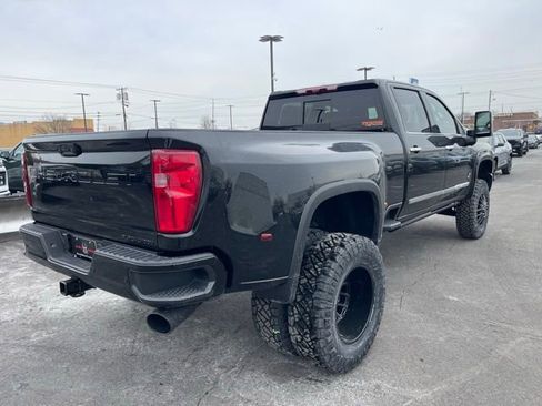 New 2026 Chevrolet Silverado 3500 High Country w/ High Country Premium Package image 9