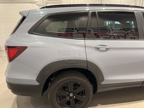Used 2022 Honda Pilot TrailSport image 5