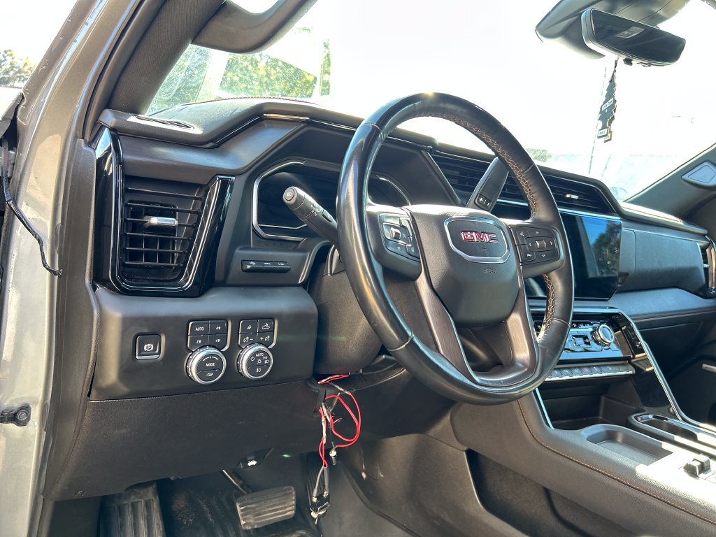 Used 2025 GMC Sierra 3500 AT4 w/ AT4 Premium Plus Package AWD/4WD image 10