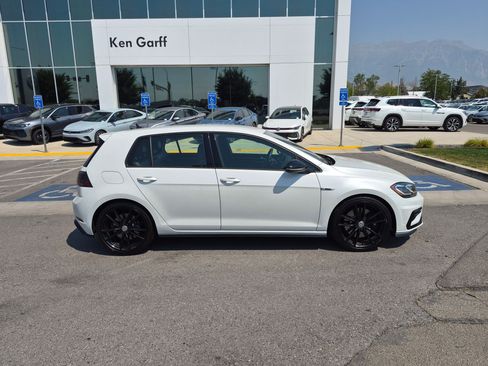 Used 2019 Volkswagen Golf R 4-Door AWD/4WD image 2