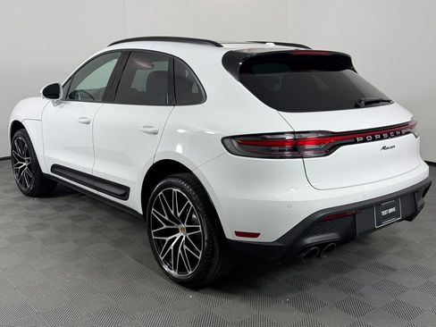Certified 2026 Porsche Macan AWD/4WD image 4