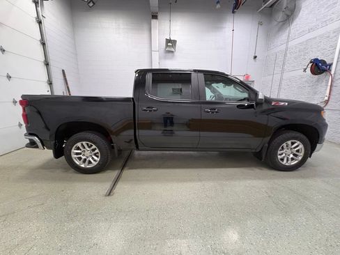 Used 2023 Chevrolet Silverado 1500 LT AWD/4WD image 21