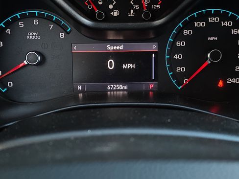 Used 2020 Chevrolet Colorado ZR2 w/ ZR2 Midnight Special Edition image 18