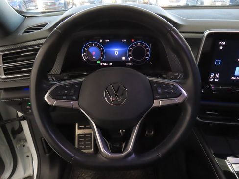 Used 2024 Volkswagen Atlas Cross Sport SEL Premium R-Line image 17