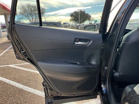 Certified 2026 Toyota Corolla Cross XLE image 11