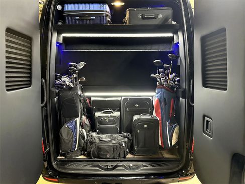 Used 2023 Mercedes-Benz Sprinter 3500 w/ Parking Package image 23