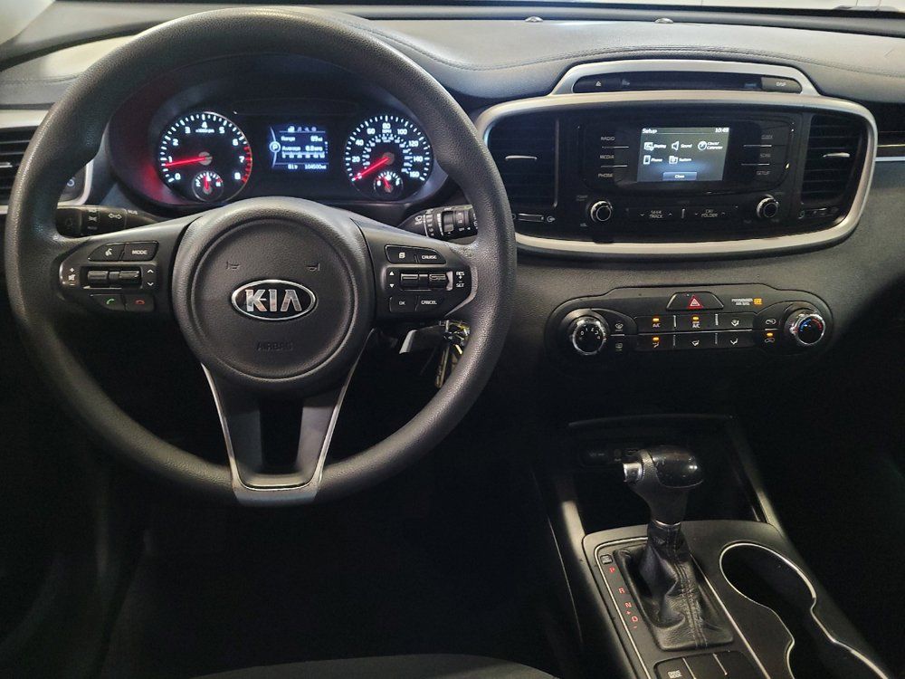 Used 2017 Kia Sorento FWD image 22