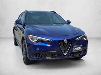 Used 2022 Alfa Romeo Stelvio Ti AWD/4WD video 3