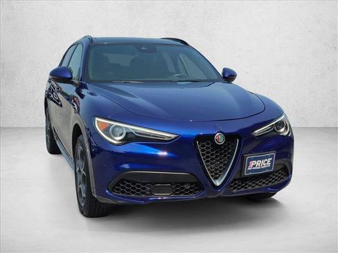 Used 2022 Alfa Romeo Stelvio Ti AWD/4WD image 3