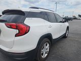 Used 2020 GMC Terrain SLE w/ Driver Convenience Package image 3