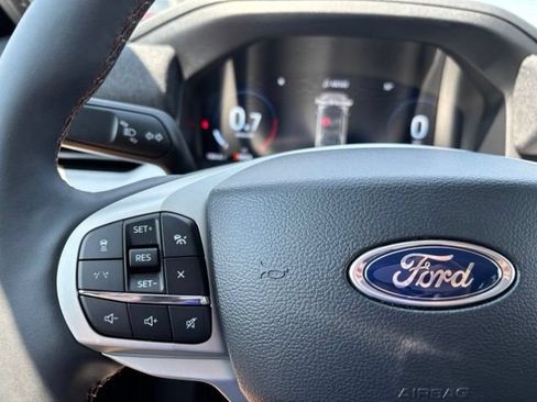 New 2026 Ford Explorer Active w/ Active Comfort Package AWD/4WD image 25