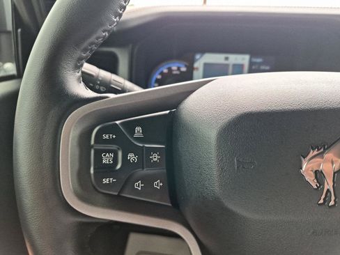 Used 2024 Ford Bronco Badlands AWD/4WD image 18
