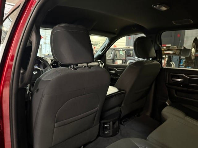 Certified 2026 RAM 2500 Big Horn AWD/4WD image 32