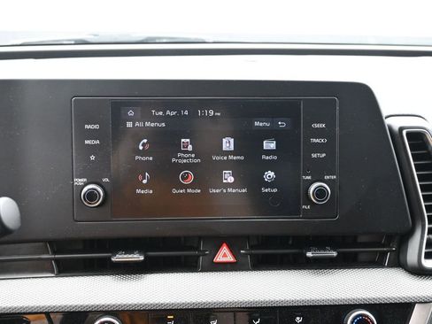 Used 2025 Kia Sportage LX image 17